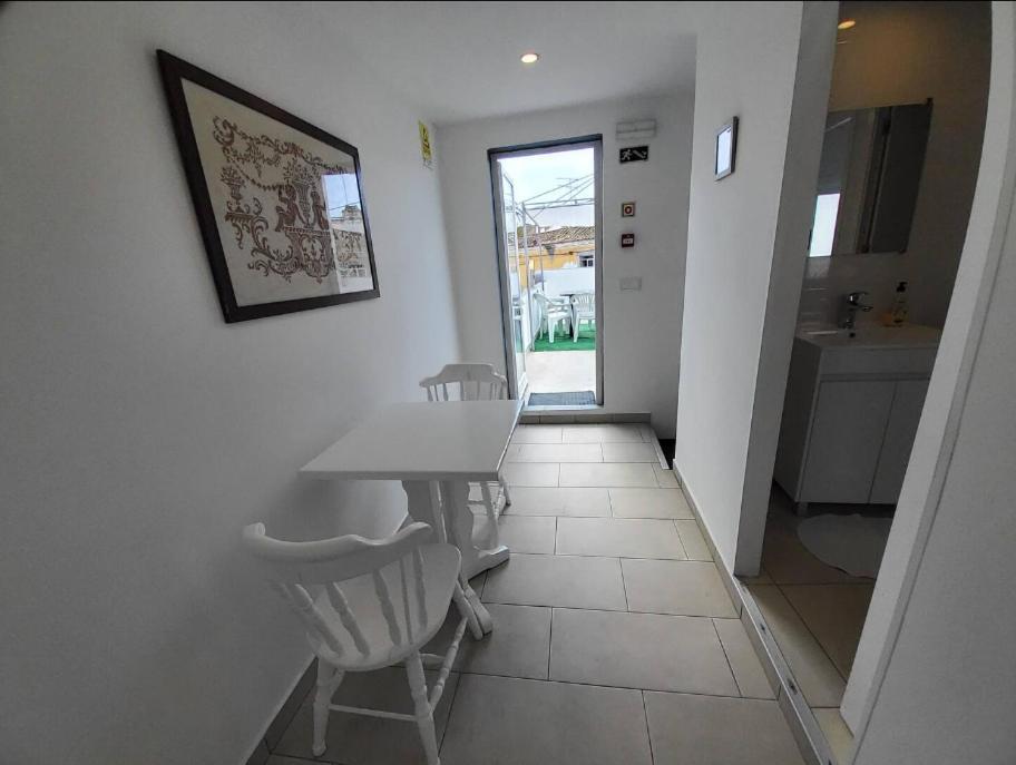 Blife Faro City Life Private Rooms Exterior photo