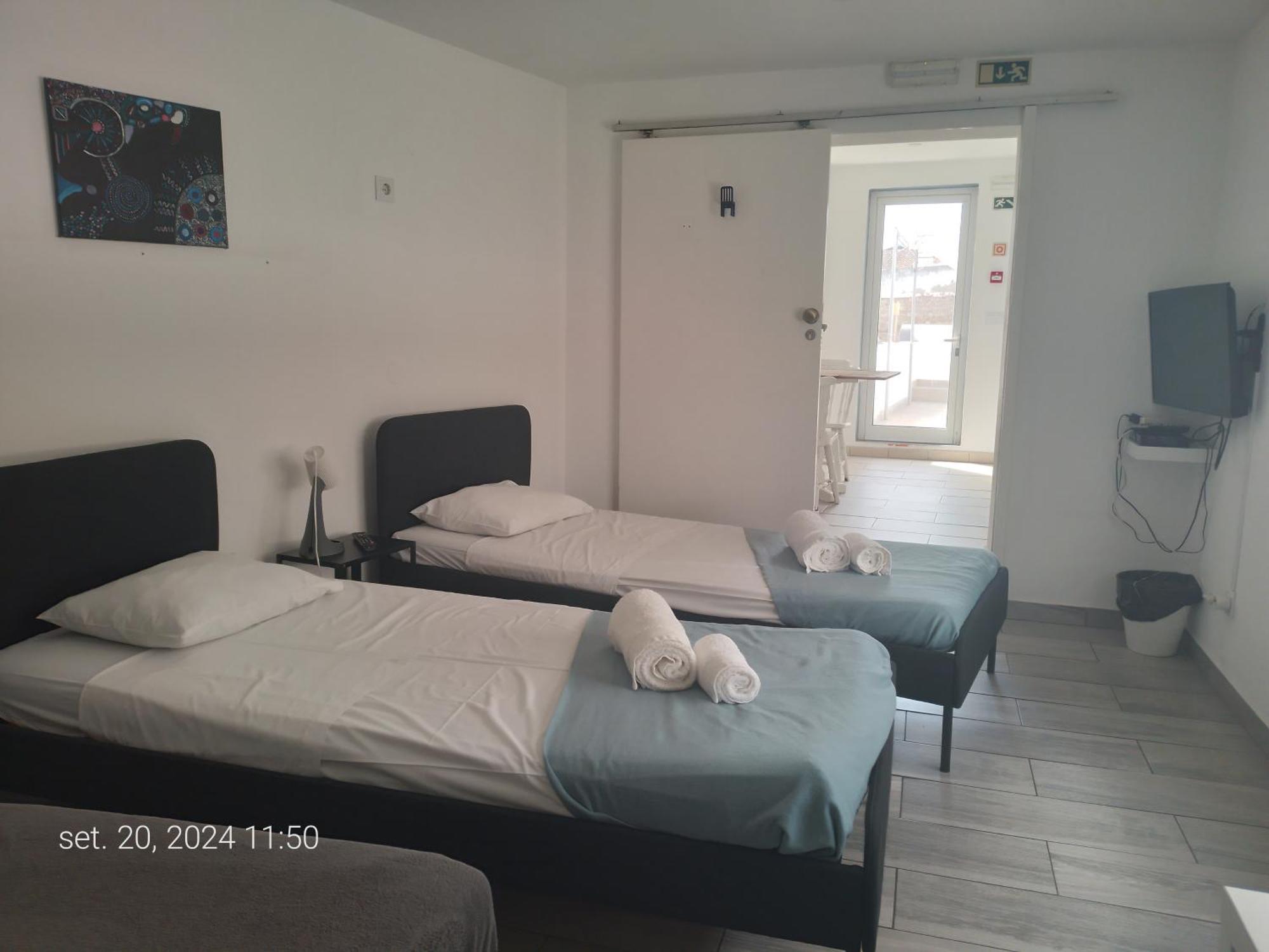 Blife Faro City Life Private Rooms Exterior photo